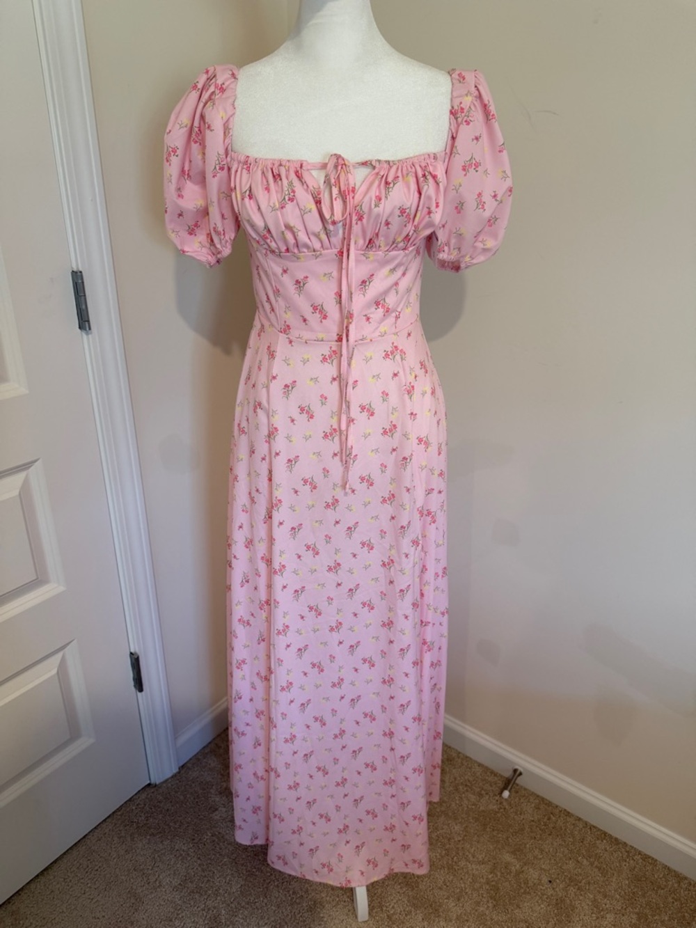 Pink Floral Puff-Sleeve Maxi Dress